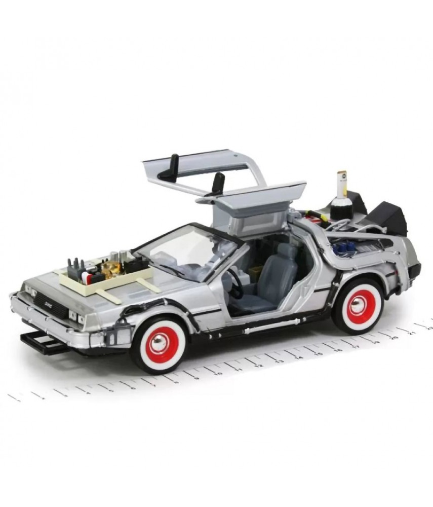 Машинка Back to the Future Delorean 1:24 124441 (Welly)