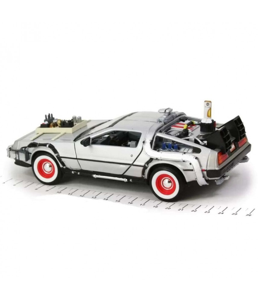 Машинка Back to the Future Delorean 1:24 124441 (Welly)