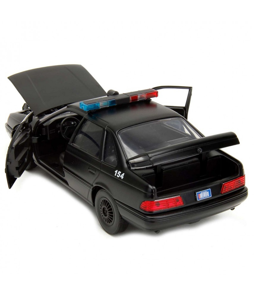 Модель машинки с фигуркой Hollywood Rides 1:24 1986 Ford Taurus with Robocop figure 33743 (Jada Toys)