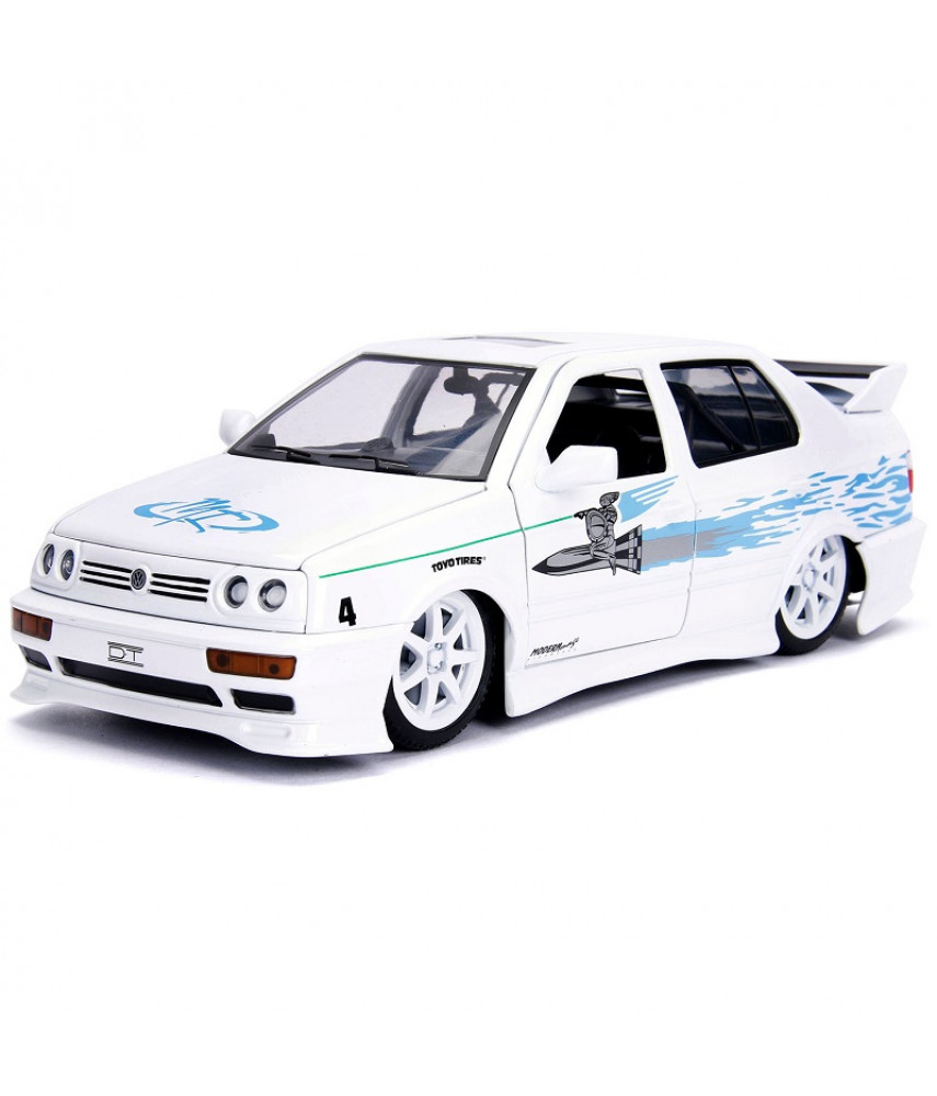 Модель машинки Форсаж 1:24 FF 2002 1995 Volkswagen Jetta 99591