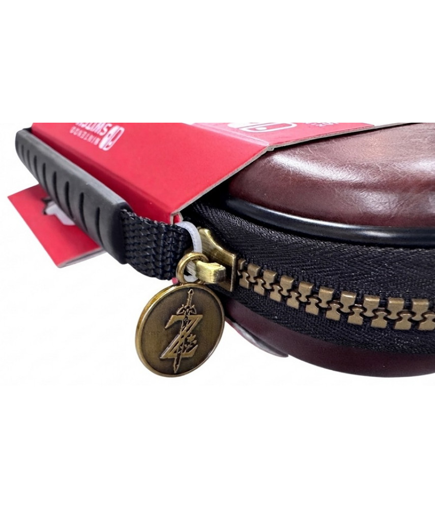 Чехол Game Traveler Deluxe Travel Case для Nintendo Switch Lite — The Legend of Zelda: Breath of the Wild Edition